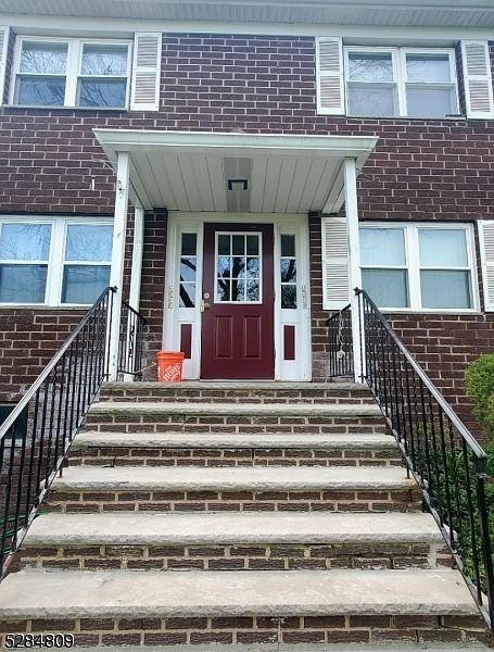 1st image of 100 Pierson Miller Dr #E3