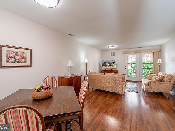 4th image of 1531 Thomas Jefferson Ct