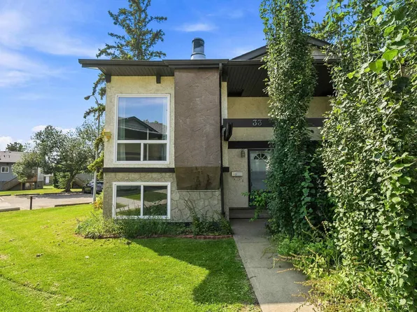 33 Northwoods Vlg NW, Edmonton, AB T5X 1T2