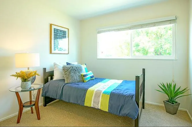 Bedroom 1_1