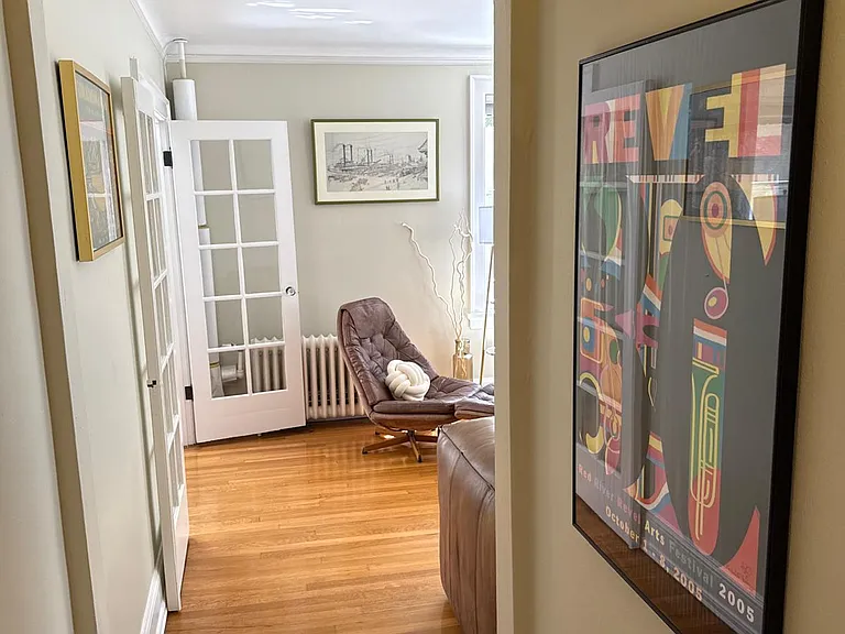 321 Boylston Ave E #203 — Photo 17