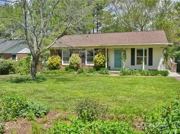 12 Skyview Ter, Asheville, NC 28806