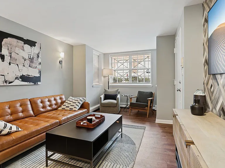 1712 Corcoran St NW #2 — Photo 2