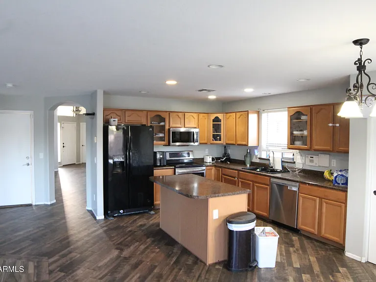 38103 N Bonnie Ln — Photo 9