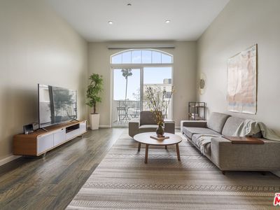 1625 Granville Ave APT 304, Los Angeles, CA, 90025