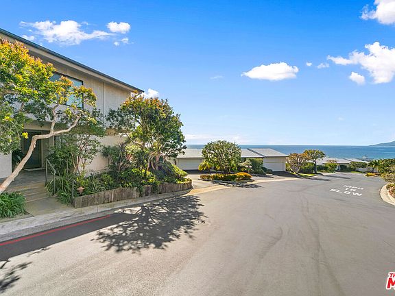 2nd image of 29680 Zuma Bay Way