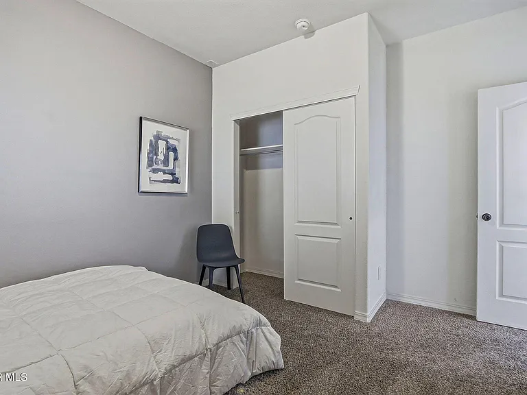 13470 Everingham St — Photo 12
