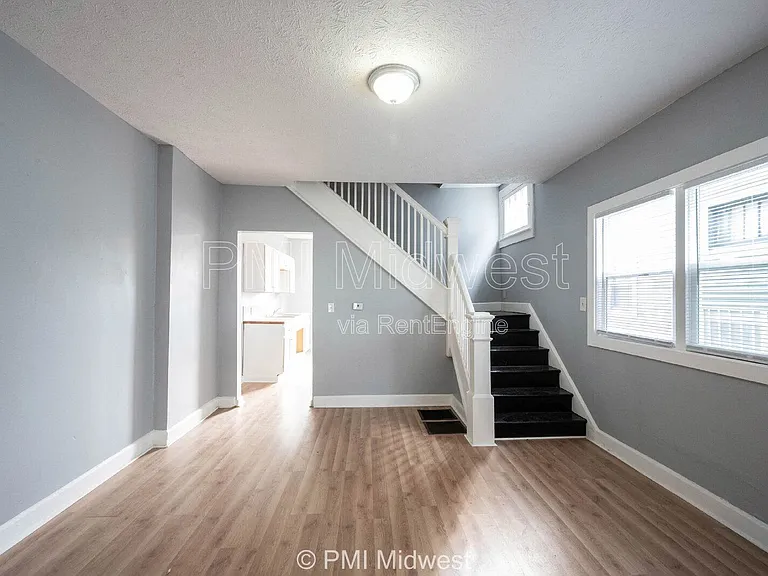 3415 N Capitol Ave — Photo 6