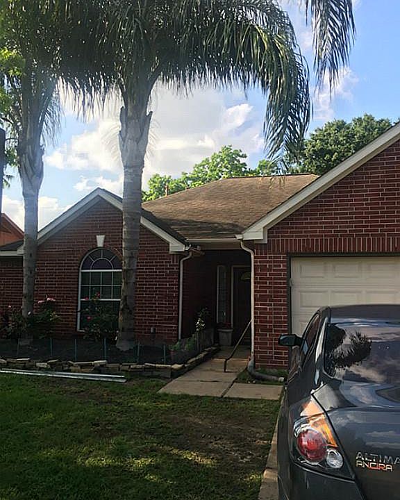 1st image of 11122 Holly Hill Ln