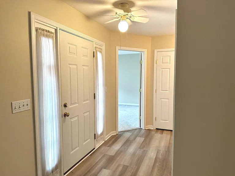 18603 Garwood Ct — Photo 2