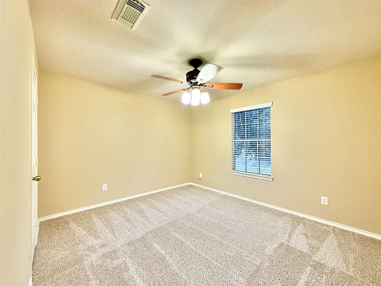 1810 Katlyn Ln — Photo 39