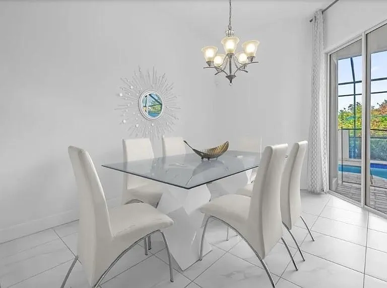 450 Captiva Dr — Photo 7
