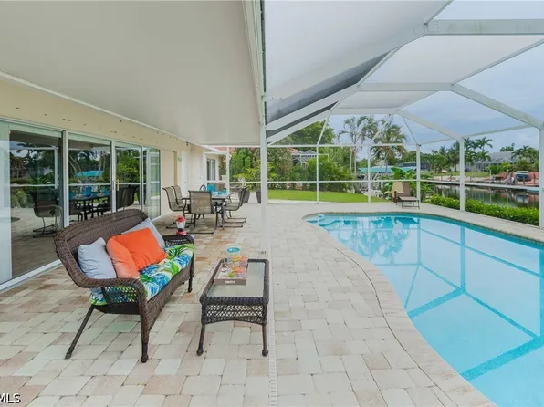 1926 SE 12th Ter, Cape Coral, FL 33990