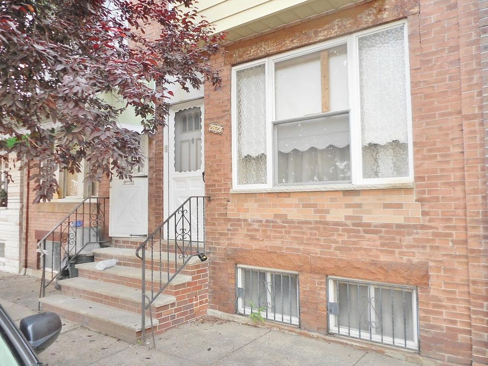 1st image of 2623 S Alder St