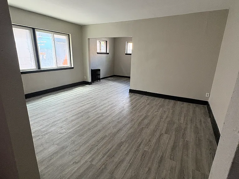 843 N 24th St #304 — Photo 5