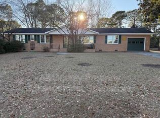 108 Oak Ln, Cayce, SC 29033