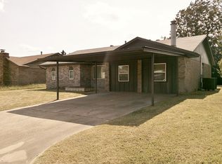 1505 S Howard Ave, Moore, OK 73160