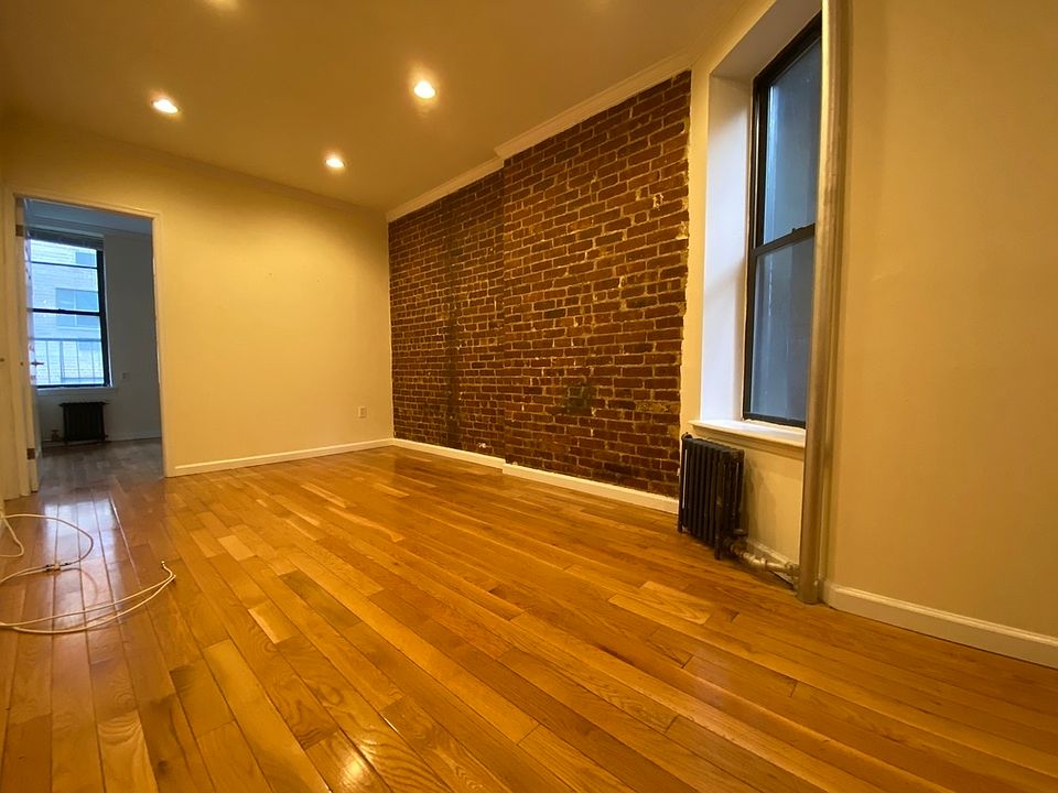1st image of 225 E 28th St #8