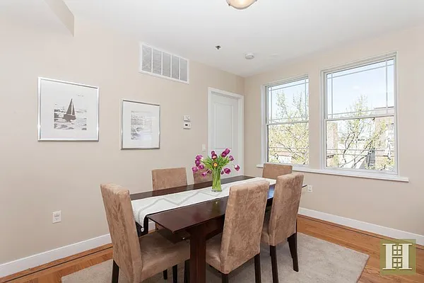 Sold by Halstead Property | media 3