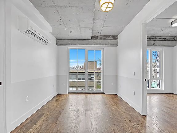 3rd image of 31-44 37th St #3