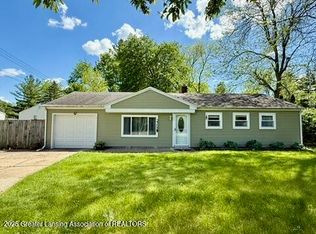 2509 Delta River Dr, Lansing, MI 48906