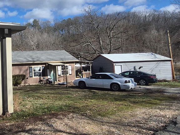 4th image of 81 Claybough St