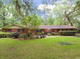 927 NW 94th St, Gainesville, FL 32606