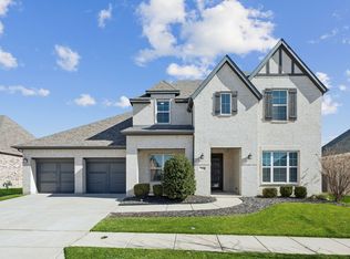 7028 Central Ct, Roanoke, TX 76227