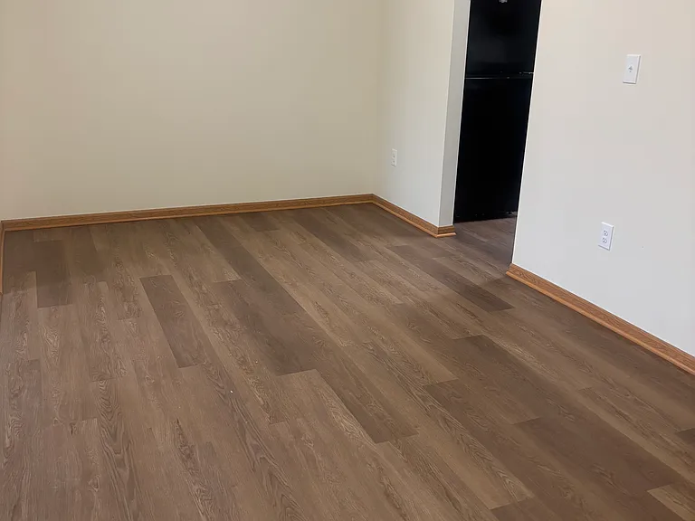 Timberbrook Court Townhouses — Photo 7