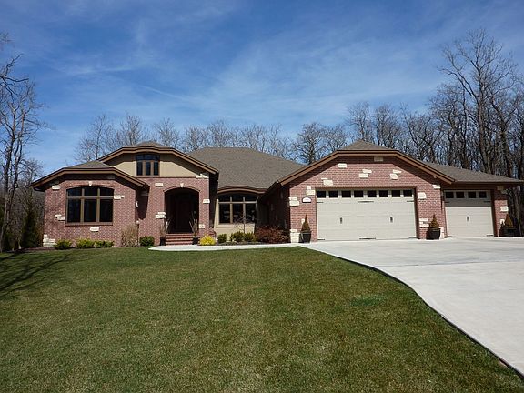 2nd image of 3904 Aspen Ct