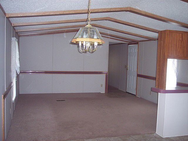 2nd image of 27 Ridgewood Dr