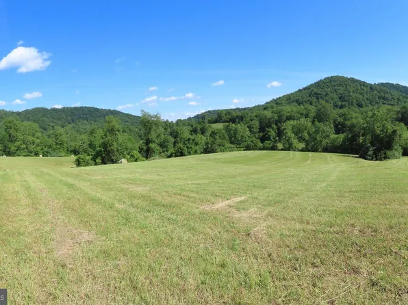 Ben Venue Rd, Flint Hill, VA 22627