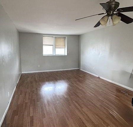 5th image of 264 Morningstar Rd