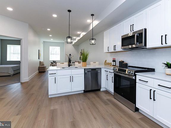 4th image of 100 Aura Rd APT 110