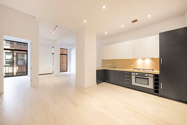 Sold by Compass | media 1