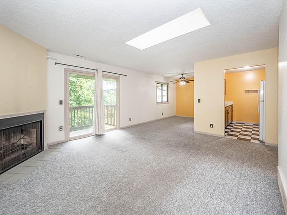 4th image of 6109 Danford Creek Dr APT 3