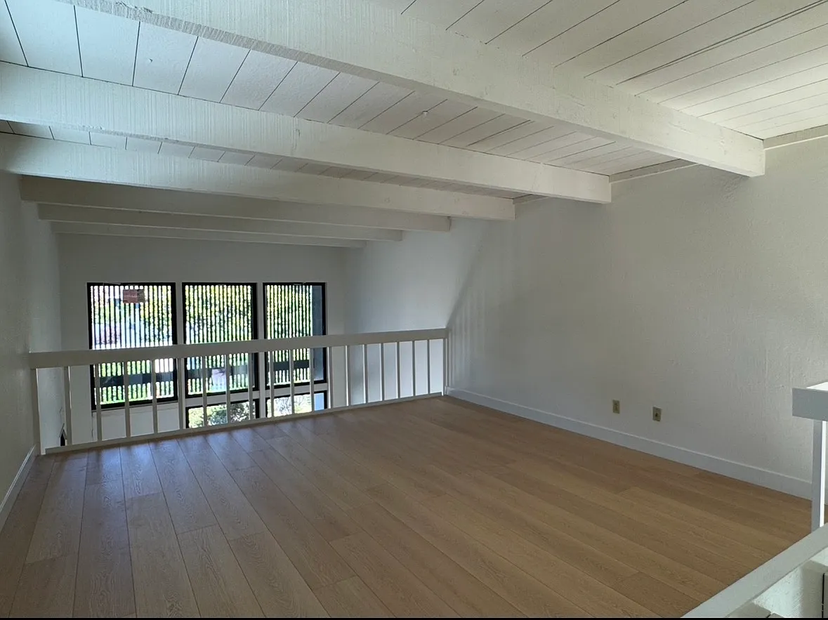 Cascade Dr, Sunnyvale — Photo 2