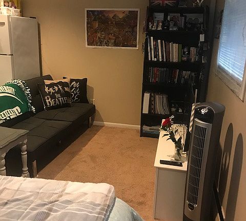 4th image of 955 Abbot Rd #1