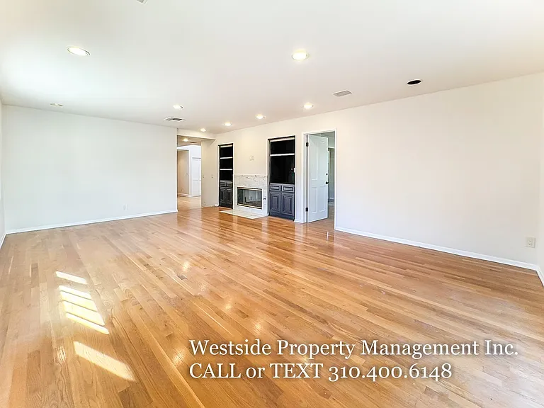 2445 22nd St — Photo 14