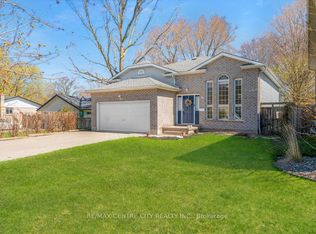 19 Dell Dr, Strathroy Caradoc, ON N7G1C6