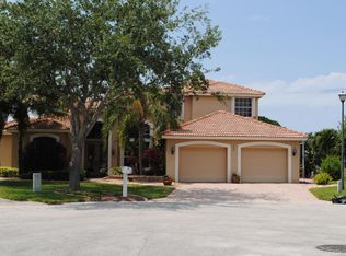 548 Robin Ln, Jupiter, FL 33458