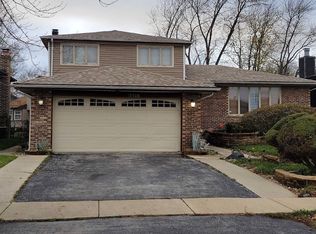 17706 Sycamore Ave, Country Club Hills, IL 60478