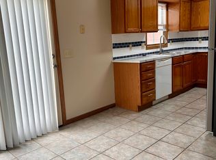 1864 Normandy Dr #A, Wooster, OH 44691
