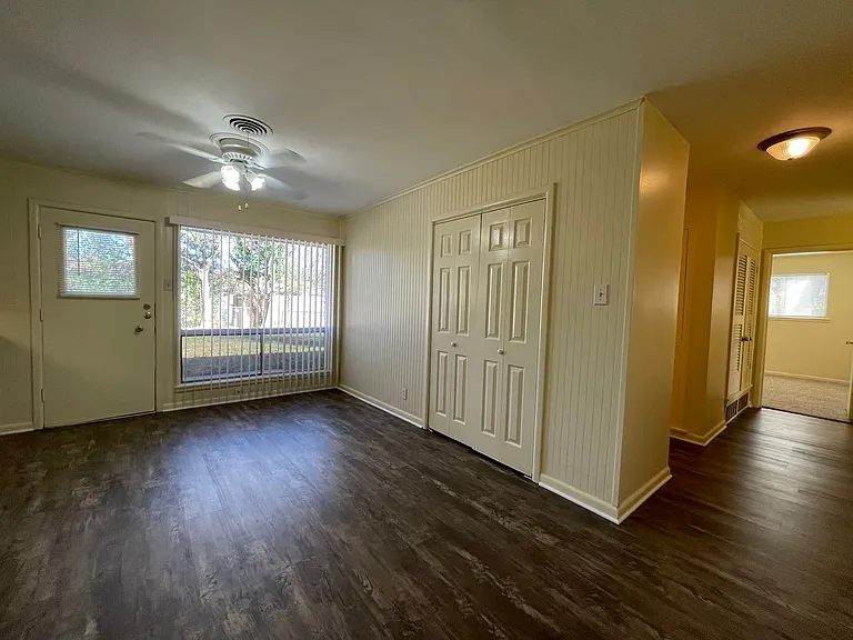 4616 Fawn Dr — Photo 6