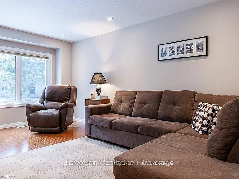 55 Harrison St #32 — Photo 2
