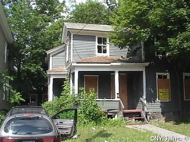 2nd image of 1016 Midland Ave