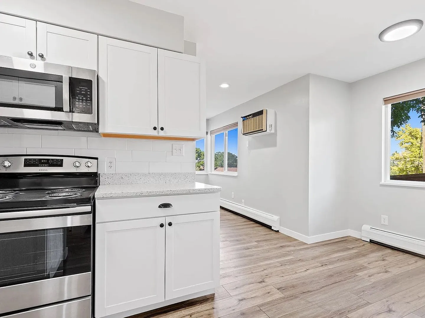 3650 S Cherokee St — Photo 3