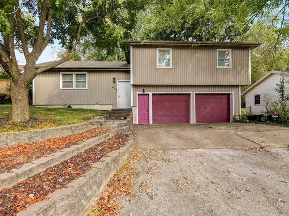 412 S Ventura Avenue, Republic, MO 65738