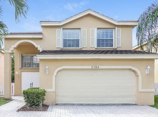 5784 N Sable Cir, Pompano Beach, FL 33063