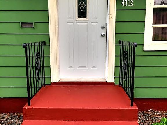 3rd image of 4712 Glenwood St